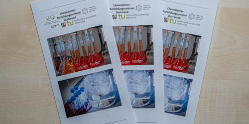 Drei Flyer des Fortbildungszentrums